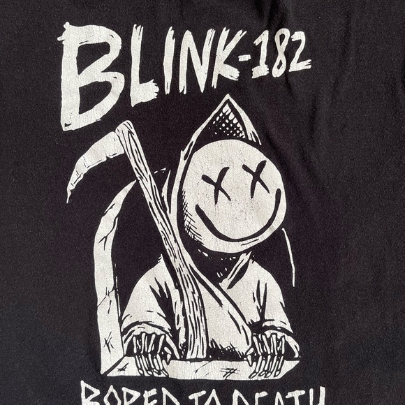 Blink 182 On Tour‎ Bored To Death 2016 Shirt Size Large Short Sleeve Distressed - Picture 2 of 8